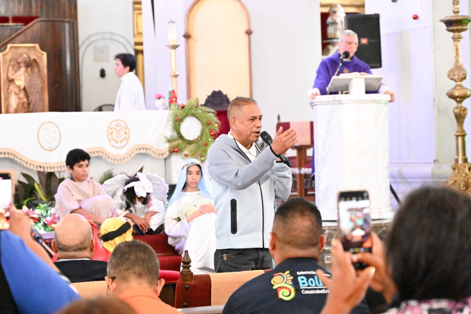 Trabajadores de la Gobernación de Bolívar celebraron Misa de Aguinaldo