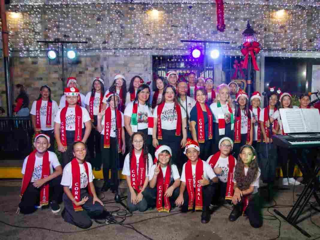 Manuela Sáenz Brilla en Esta Navidad