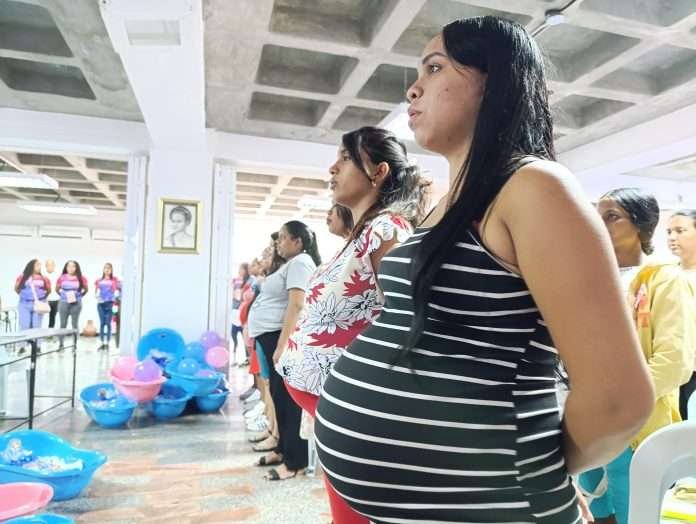 Más de 100 gestantes atendidas en Guarenas y Guatire con parto humanizado