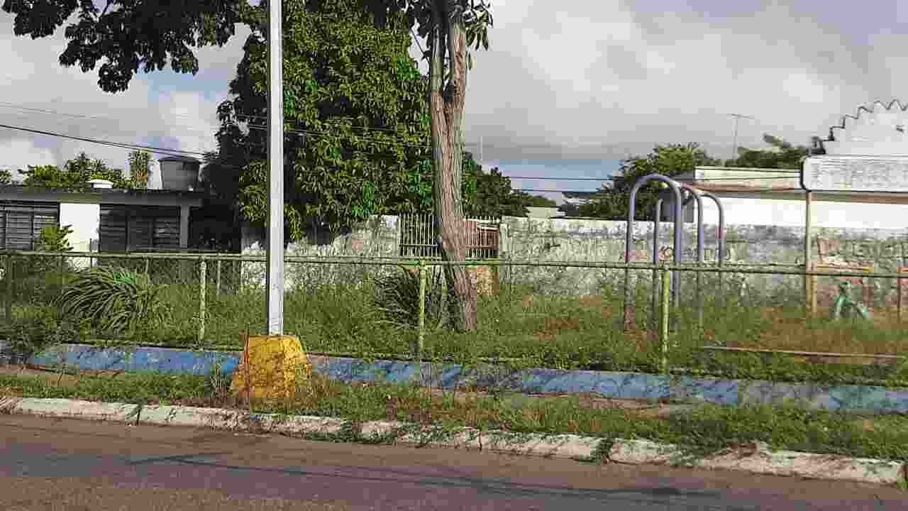 Claman en Ciudad Bolivar por mejora de parque infantil en Negro Primero