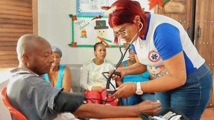 Brindan atención a másde 500 familias guaireñasdel eje costero oeste