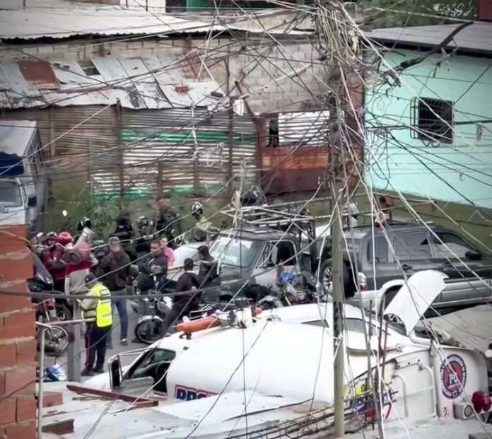 Murieron nueve miembros de una familia al incendiarse vivienda 
