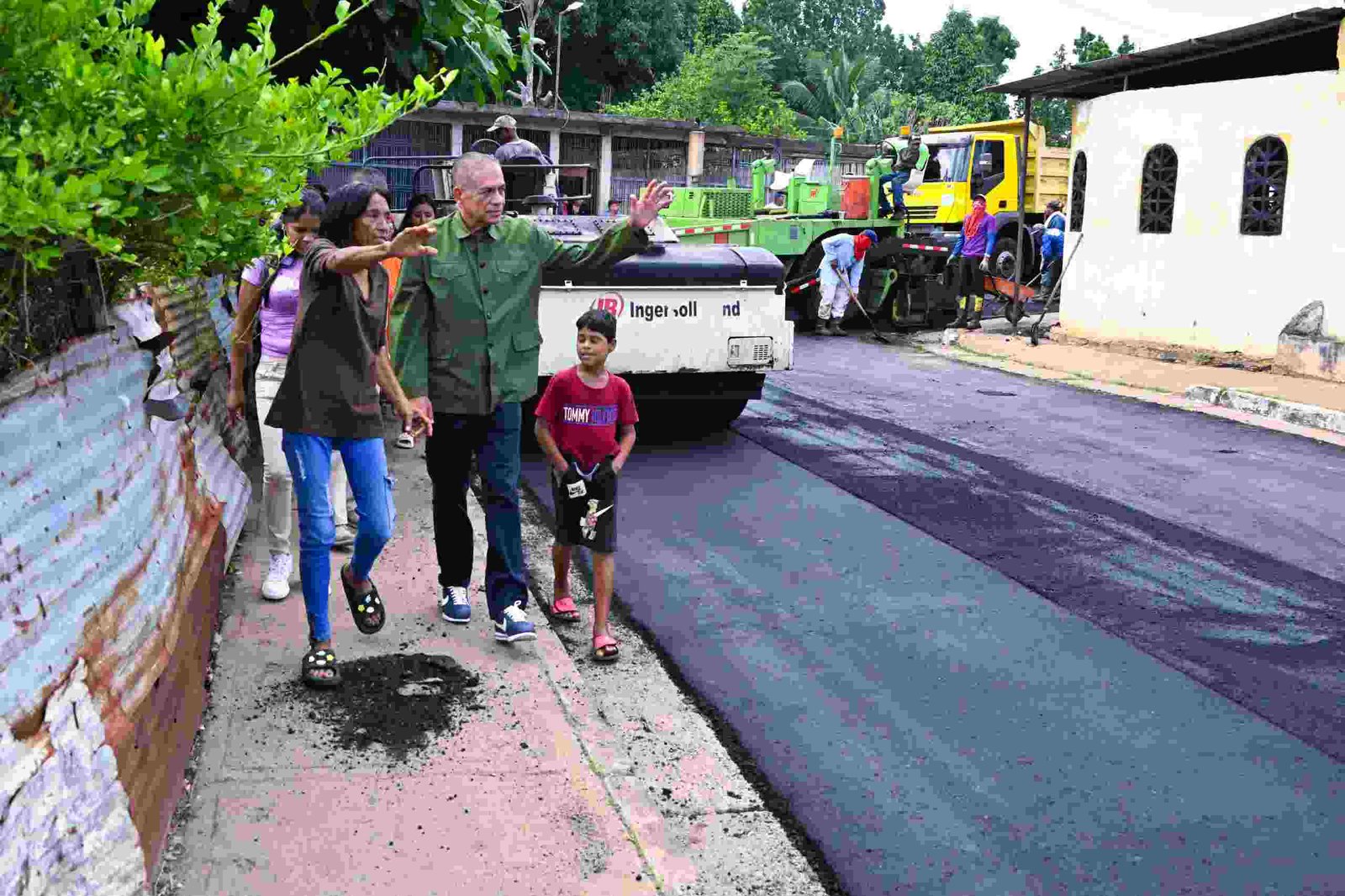 Asfaltan avenida Paseo Caroní en Ciudad Guayana