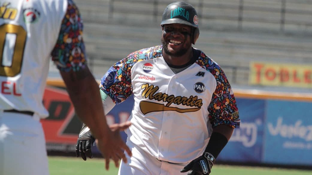 Juan Santana ha demostrado su “Mangú Power” con Bravos