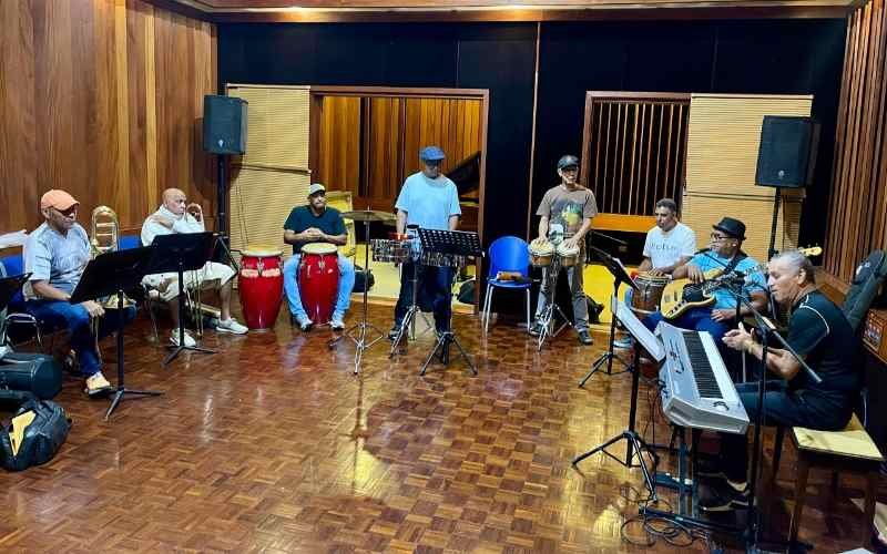 Caracas se prepara para un viaje musical con Fania 60