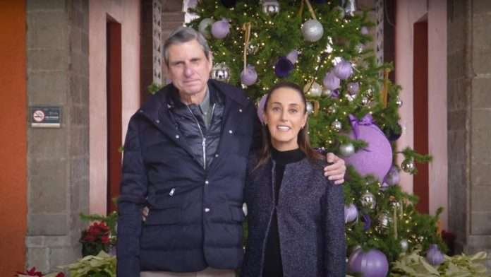Sheinbaum extiende saludo navideño a migrantes mexicanos en EEUU