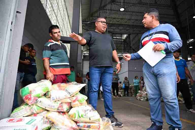 Entregan 23 mil combos de alimentos para el sector educativo de Bolívar