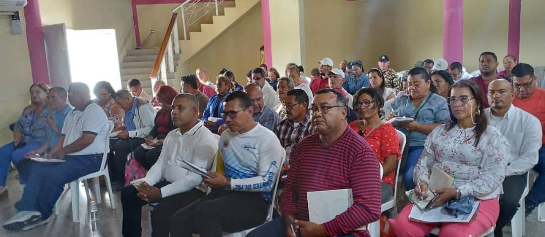 Inició del plan de formación de juezas y jueces de paz comunal en el Municipio Piar