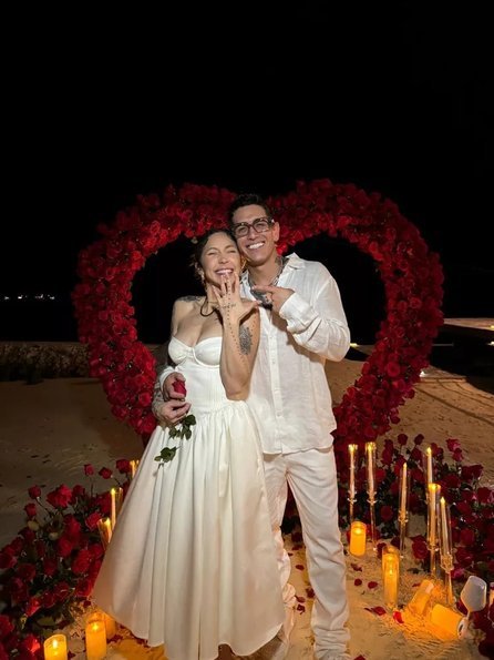 Reconocido reggaetonero le pidió matrimonio a su novia en Los Roques