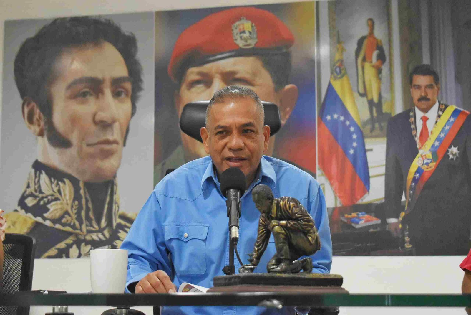 Puño y letra Por: Ángel Marcano El ocaso de una oposición intransigente