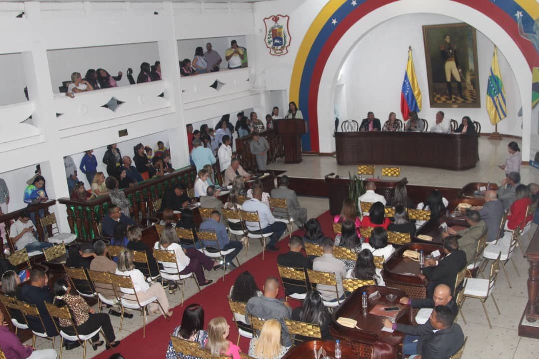 Celebran Día Nacional del Maestro en Ciudad BolívarPrensa Gobernación de Bolívar