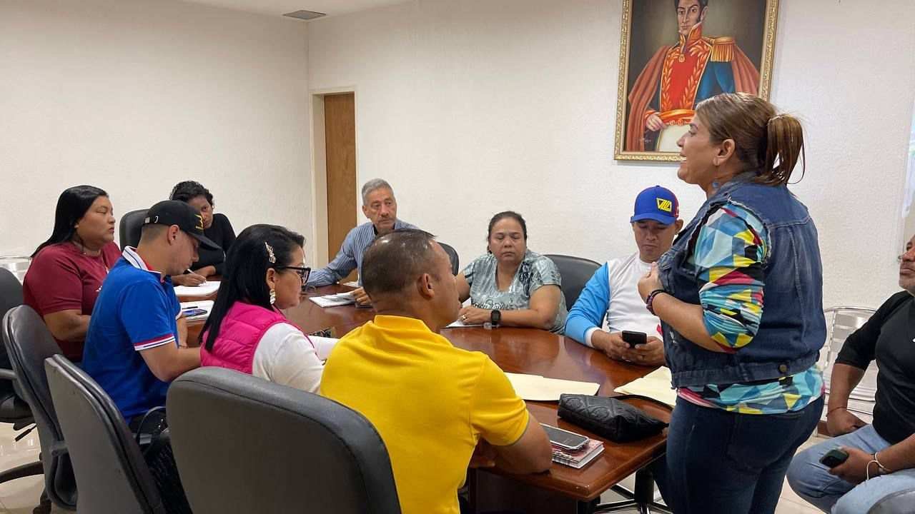 Afinan detalles para Carnavales Bolívar 2025