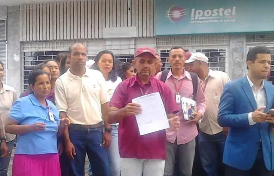 Denuncian que encomiendas de Ipostel están siendo entregadas por MRW