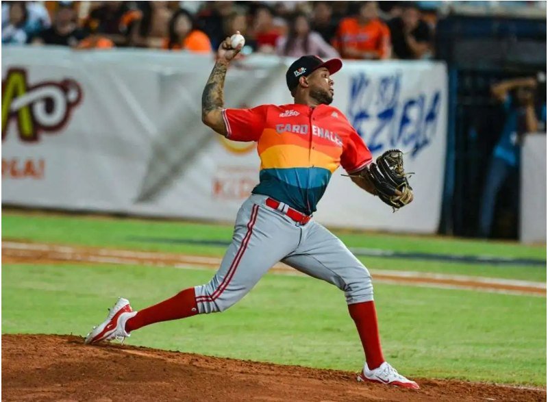 Anderson Espinoza maniató en su debut a las Águilas