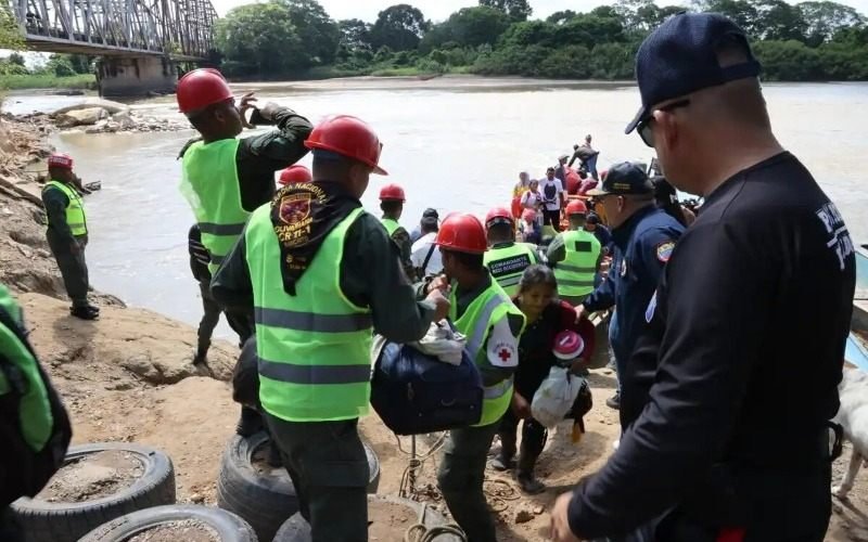 Más de 800 desplazados por conflictos armados en Colombia son asistidos en corredores humanitarios en Zulia