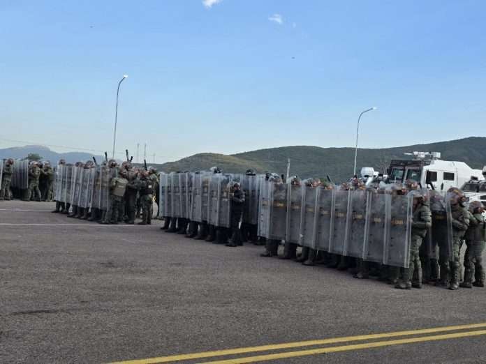 Ejecutan ejercicios militares Escudo Bolivariano 2025 en el país