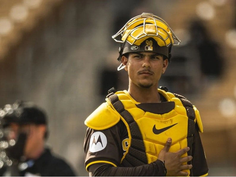 Ethan Salas encabeza el Top 100 en MLB de prospectos criollos