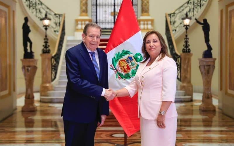 Presidenta de Perú Dina Baluarte recibió a Edmundo González en el Palacio de Gobierno de Lima