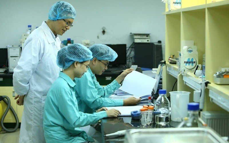 Vietnam avanza en fabricación de productos farmacéuticos