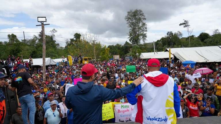 Gobierno Nacional fortalece la organización comunal de mineros en el sur de Bolívar