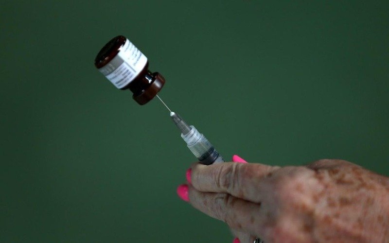 Brote de fiebre amarilla selvática causa dos muertos y activa controles sanitarios en Perú