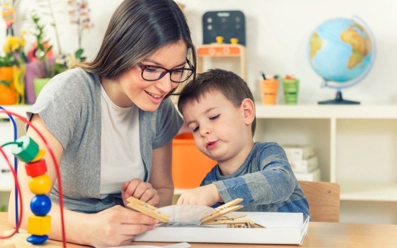 Hablar dos idiomas podría agudizar las habilidades de pensamiento en niños con autismo