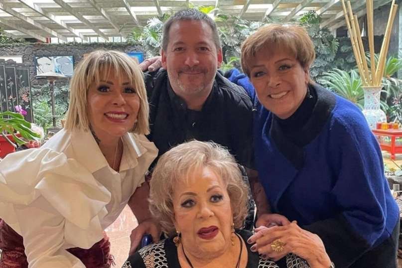 El mal estado de Luis Enrique Guzmán tras la muerte de su madre Silvia Pinal