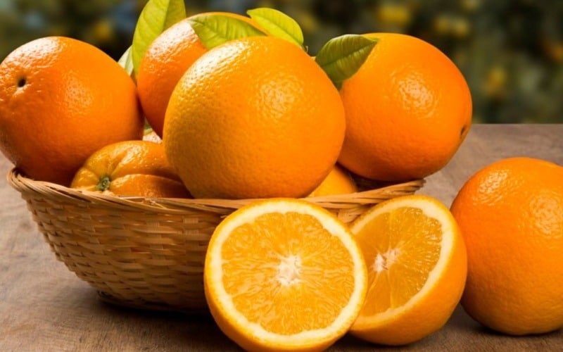 Comer una naranja al día podría reducir riesgo de sufrir depresión