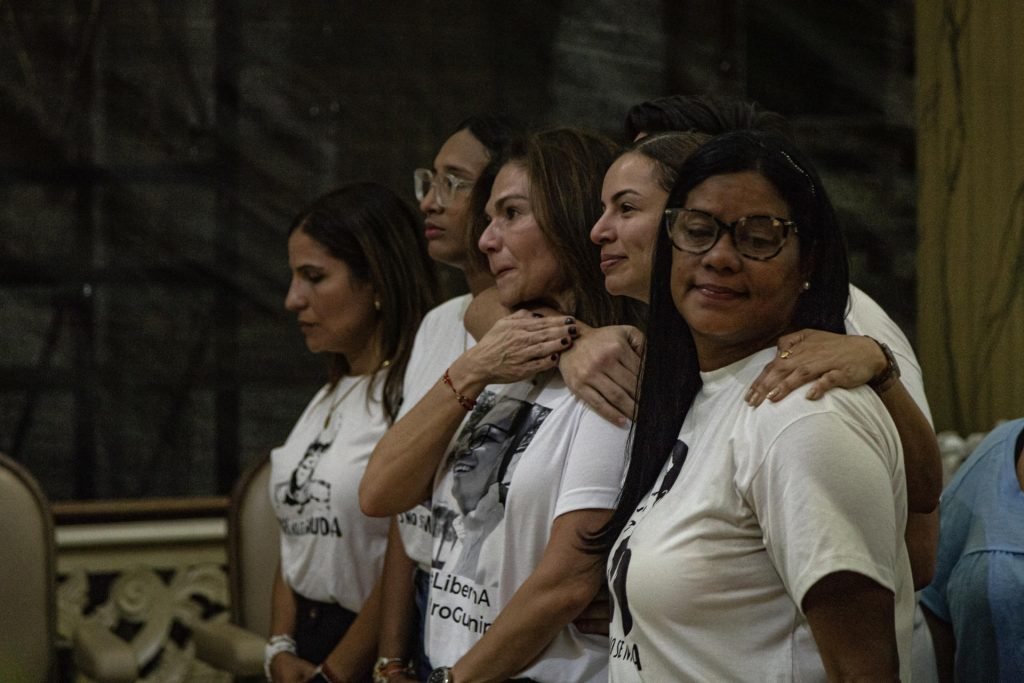 Padres del opositor detenido Luis Somaza exigen fe de vida y respeto a sus derechos