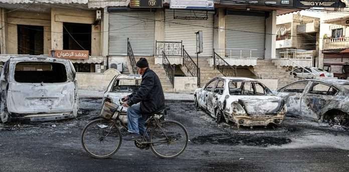 1.383 civiles asesinados en 50 masacres en Siria