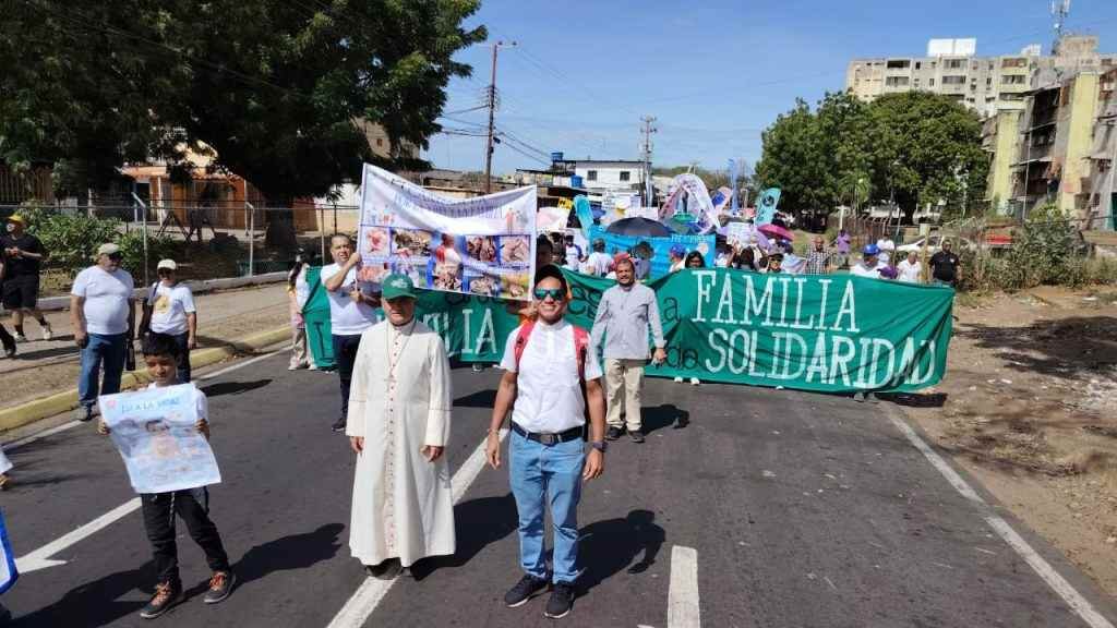 Caminata por la vida y la familia se realizó en Guayana