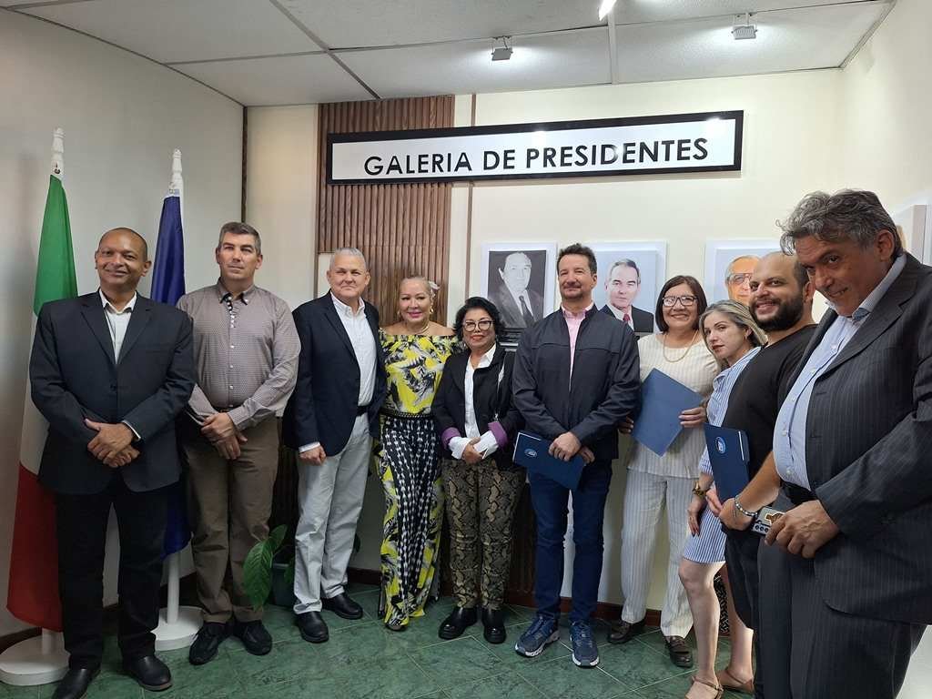 CAVENIT Bolívar honra a sus expresidentes con una galería en Puerto Ordaz