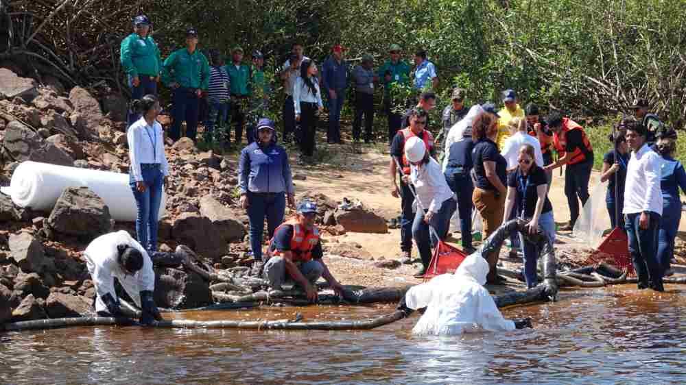 En el muelle de CVG Ferrominera OrinocoAvante realiza simulacro regional de derrames de hidrocarburos