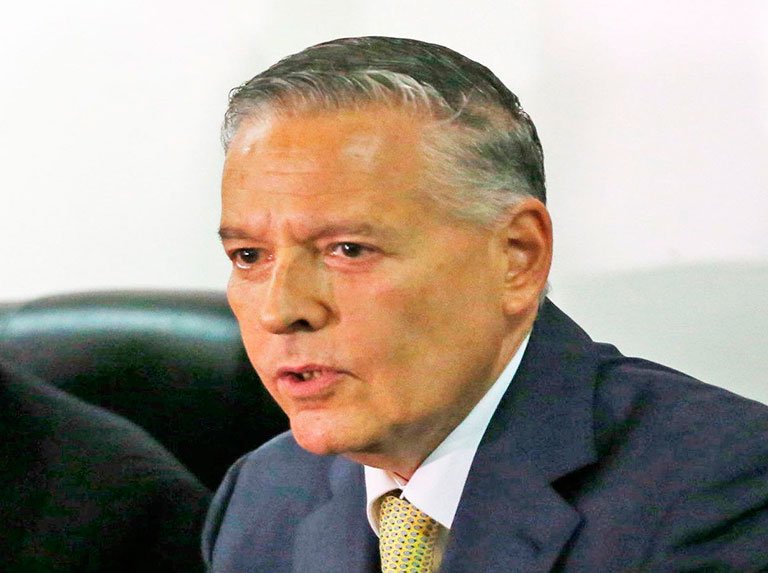 José Vicente Rangel Ávalos renuncia a la alcaldía de Sucre