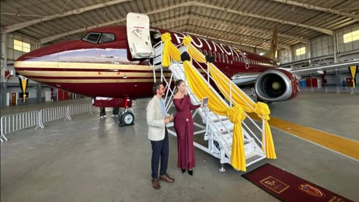 Rutaca Airlines presentó avión de la Vinotinto