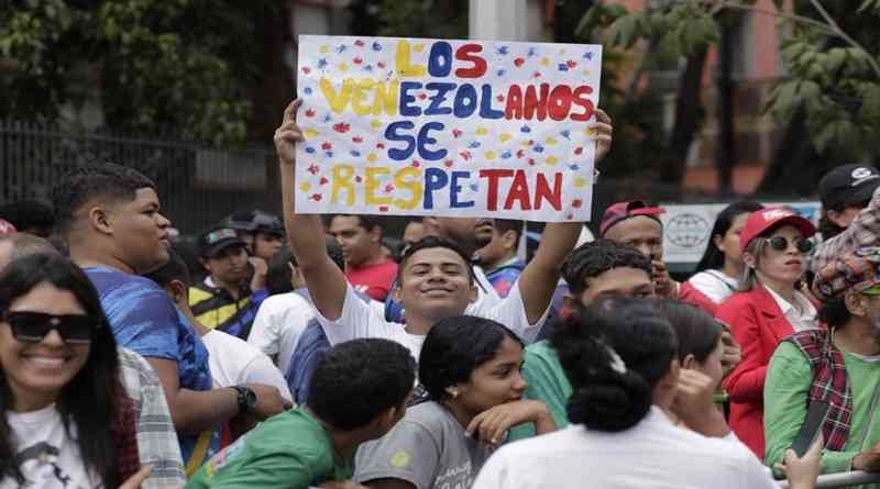 Nahum Fernández: El pueblo de Venezuela se crece ante las dificultades