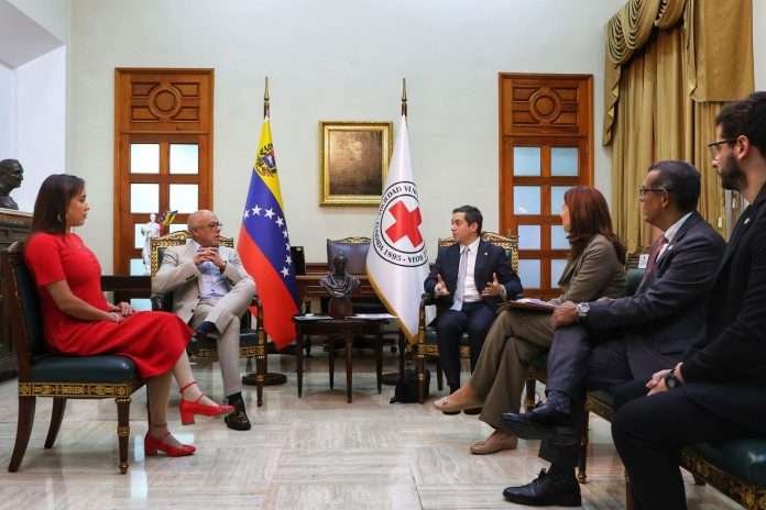 Jorge Rodríguez se reunió con el presidente de la Cruz Roja