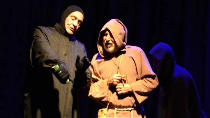 Actor muere a los 68 años en plena función de teatro (+Detalles)