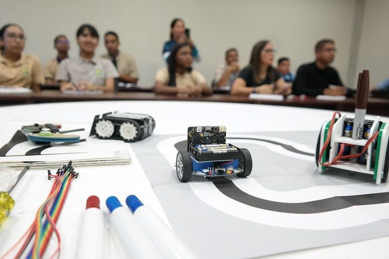 Competencia Intercolegial de Robótica de la UCAB Guayana busca inspirar a jóvenes innovadores