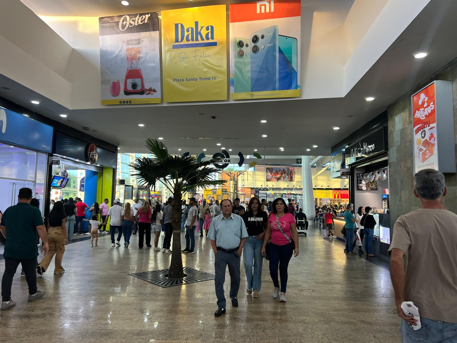 Ciudad Guayana: centros comerciales y restaurantes celebraron con alegría el Día de las Madres