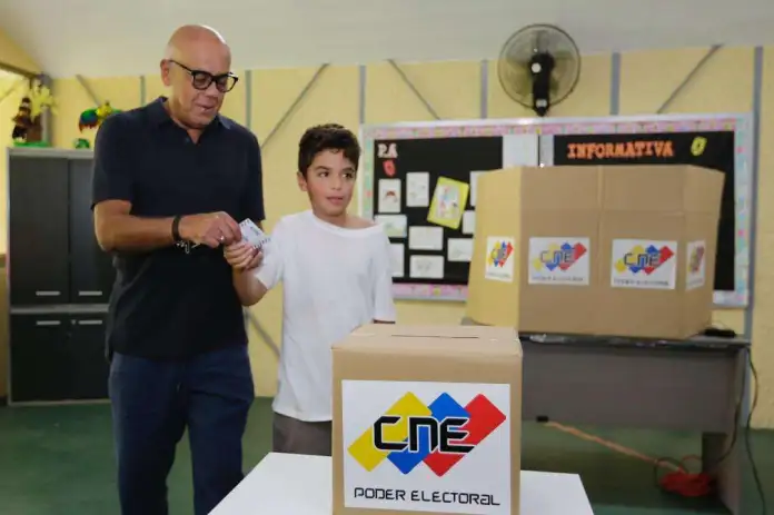 Jorge Rodríguez desestima pretensiones de impedir elecciones en el Esequibo