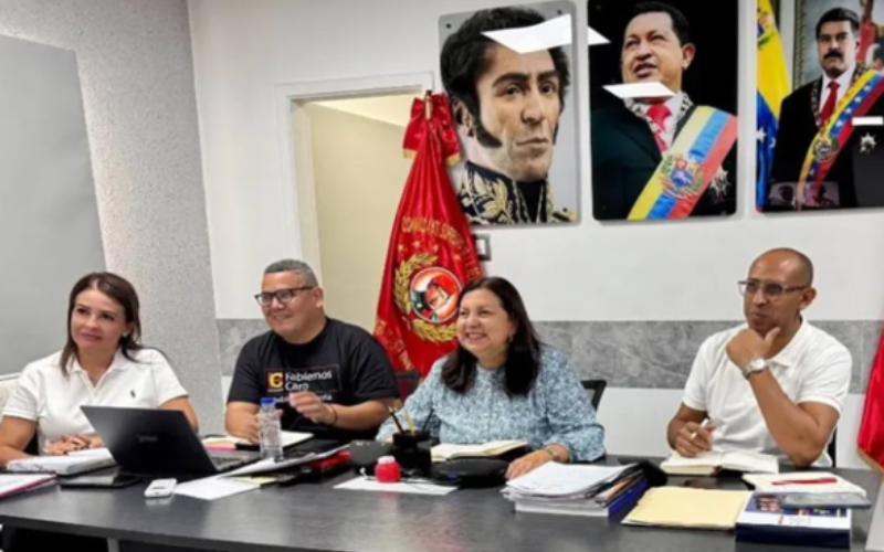 Abajo de esta de Maduro GPPSB afina estrategias electorales con equipo 7T del Comando de Campaña