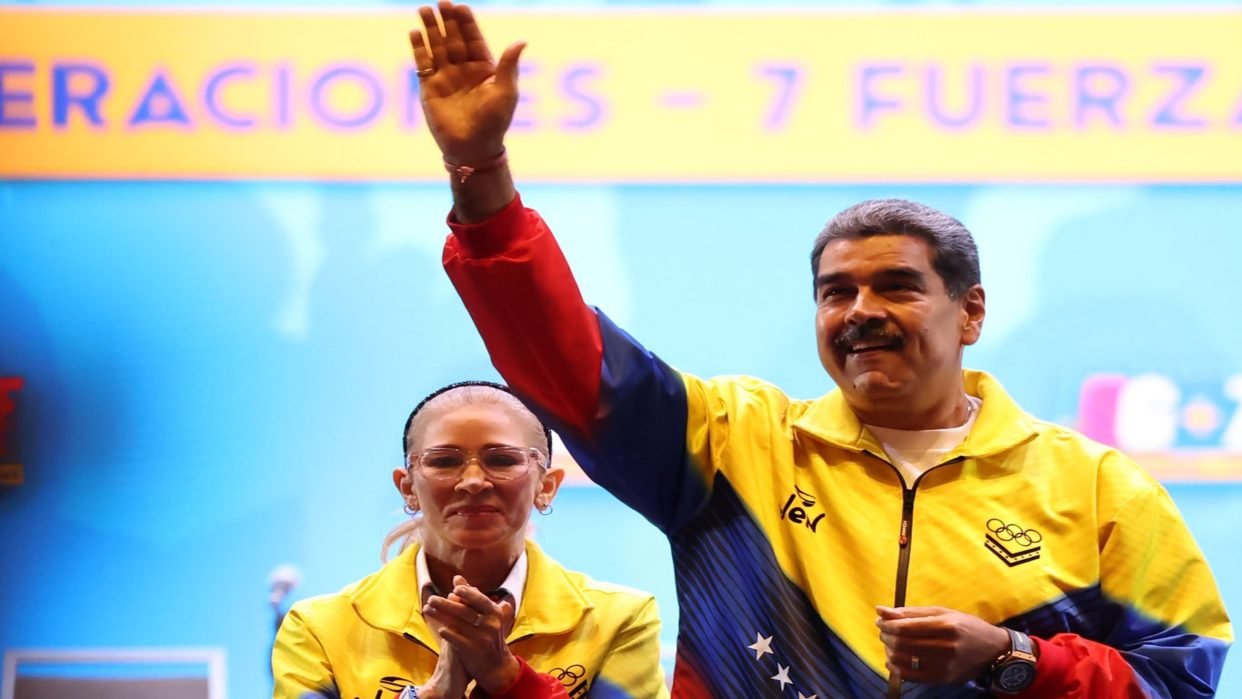 Presidente Maduro: Venezuela está lista paradecidir y votar en las elecciones del 25 de Mayo