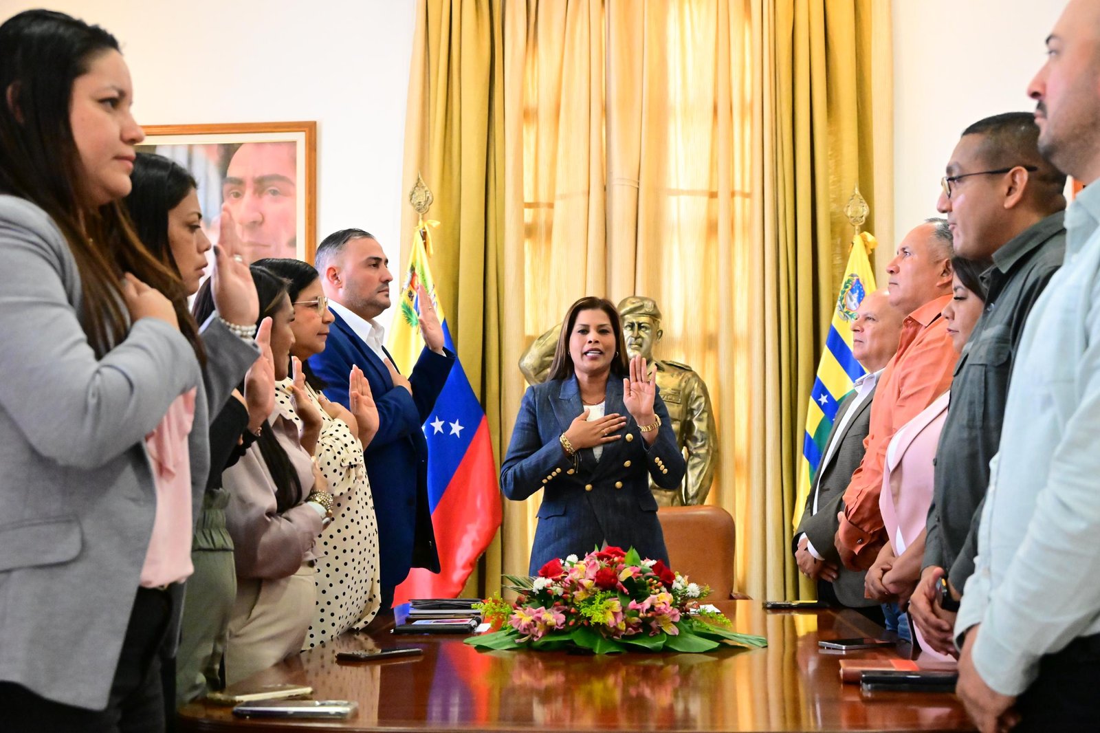 Gobernadora Yulisbeth García juramentó nuevo Gabinete Ejecutivo del estado Bolívar
