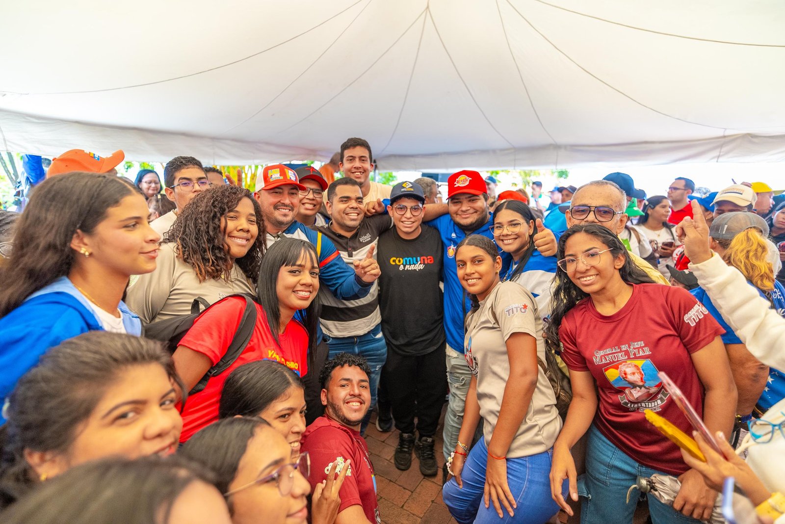 EL Chino Alonzo continua desplegado en apoyo al poder popular 