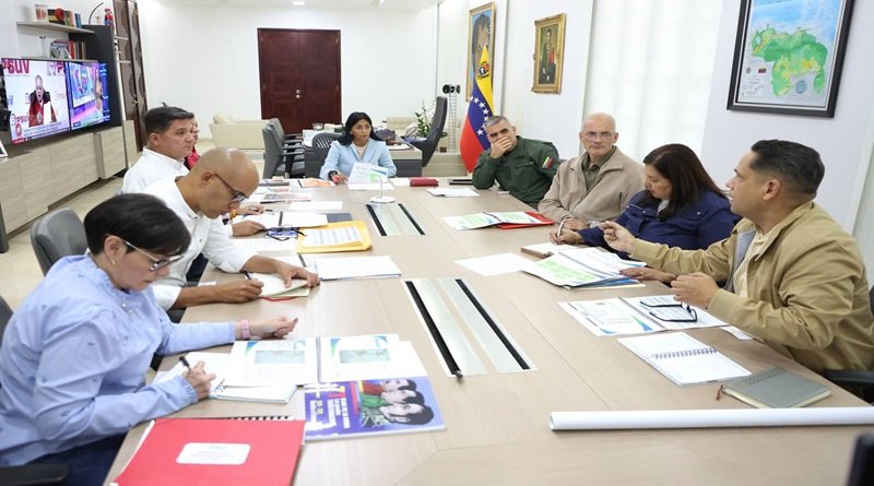 Gobernador de La Guayana Esequiba presenta plan de desarrollo regional en Caracas