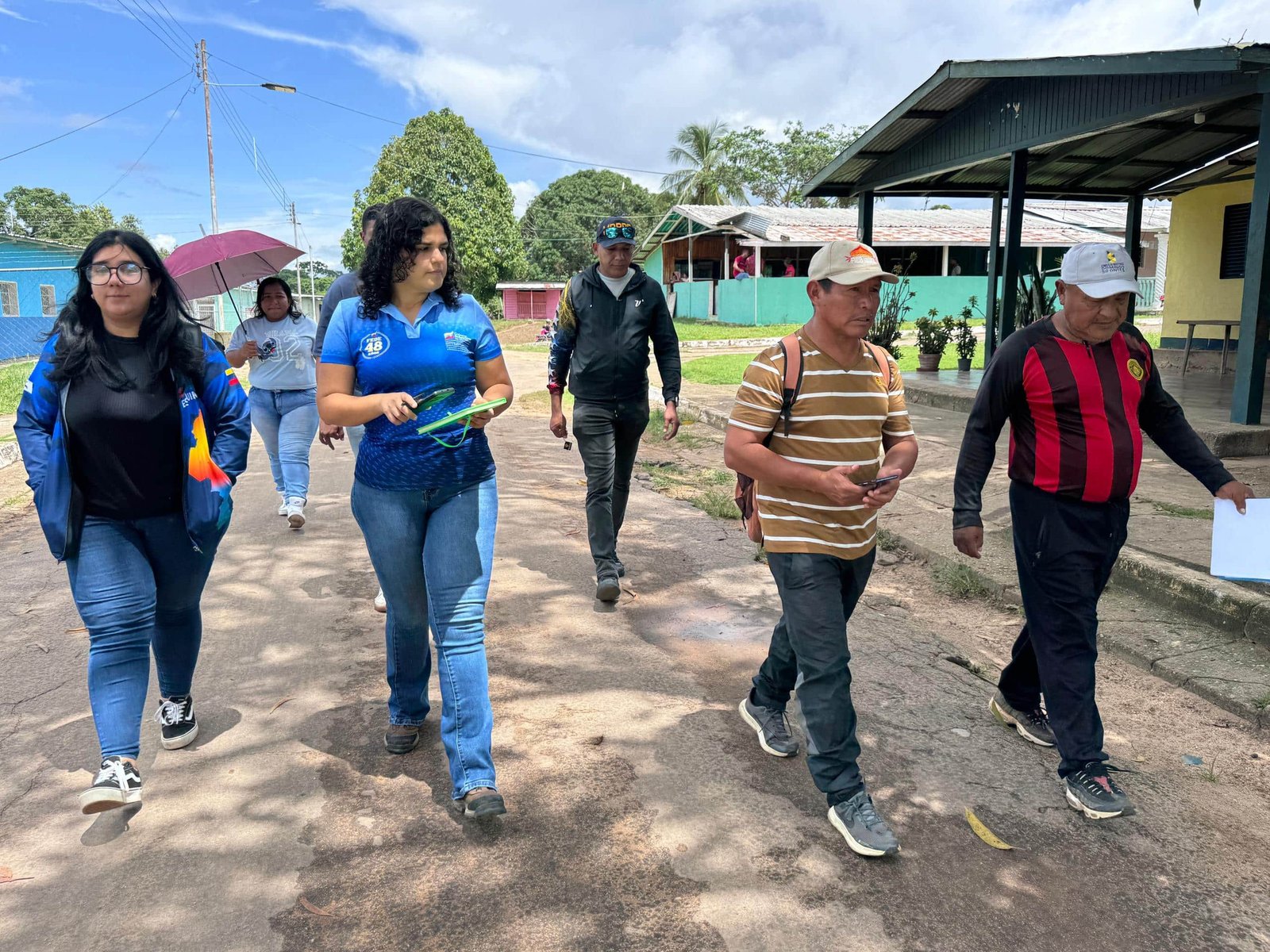 Gobernación de la Guayana Esequiba y FEDE inspeccionaron escuelas en la San Martín de Turumbang