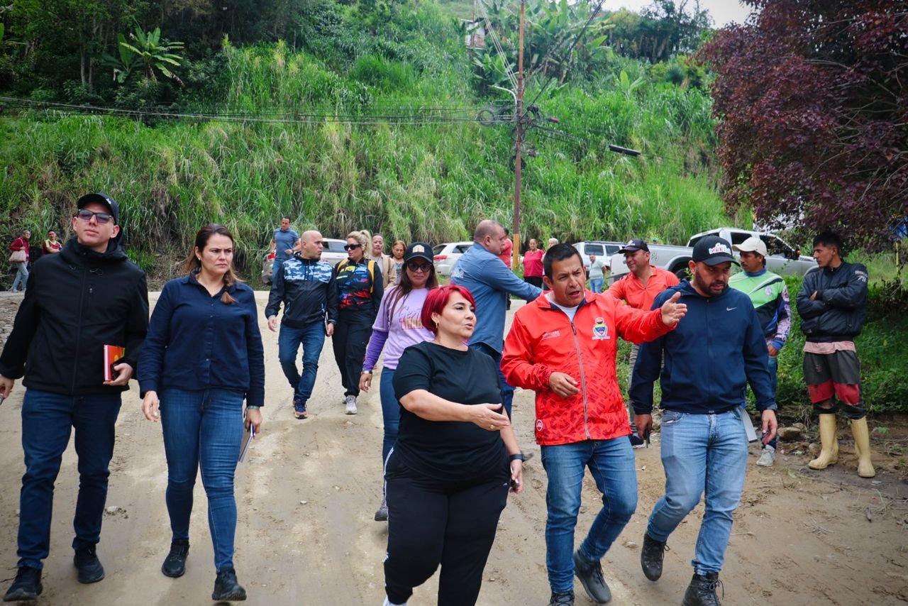 Ministra Leticia Gómez Evalúa Daños en Páramos Merideños y Articula Recuperación Turística
