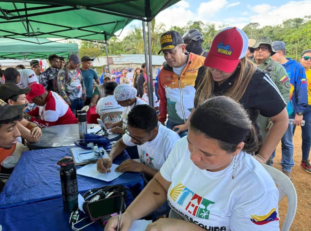 Gobernación despliega jornada de salud en  Zona de Influencia del estado Guayana