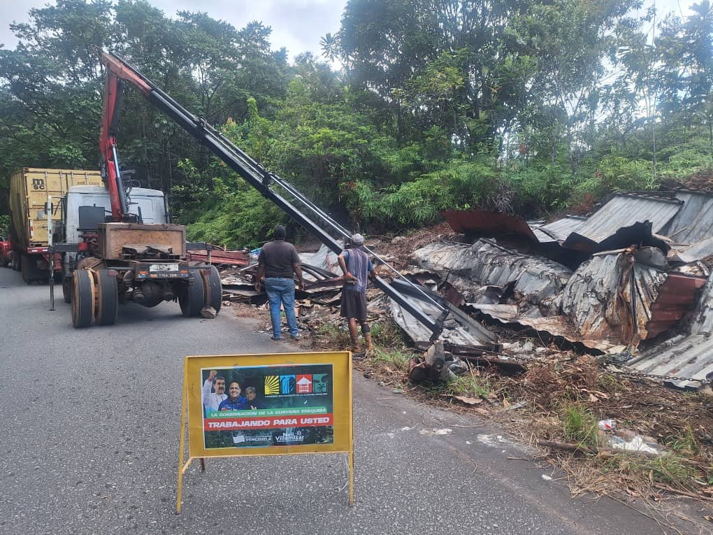 Gobernación de Guayana Esequiba despeja 80 toneladas de chatarra en la Sierra de Lema